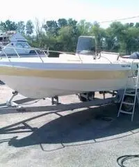 barca a motore CAD MARINE Cad 18 open anno 2011 lunghezza mt 6