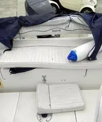 Barca Aquamar Bahia 20 Cabin