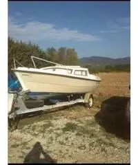 Barca a motore da pesca