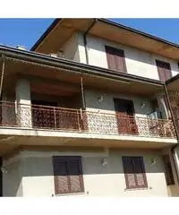 Vendita Villa + Terreno Agricolo + Edificabile