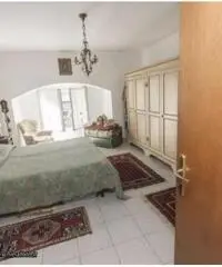 GENOVA Lagaccio / Principe, vendesi appartamento 7 vani bilivello con ingresso indipendente!