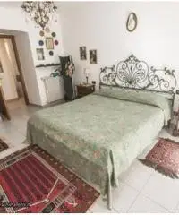 GENOVA Lagaccio / Principe, vendesi appartamento 7 vani bilivello con ingresso indipendente!