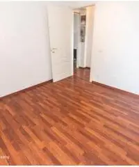 Lavagna: nel verde, sospesa tra cielo e mare, villa indipendente con giardino e vista mare