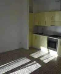 Vendita Bilocale in Via Camporino