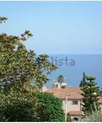 Vendita Villa in Strada Solaro