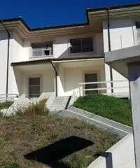 Vendita Villa da 270mq con due garage