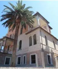 LIGURIA - LERICI , vendesi villa singola di prestigio : il vostro paradiso in terra, vicino a Portov