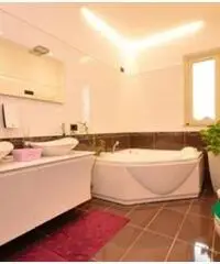 Vendita Quadrilocali in Via Bartolomeo Colleoni