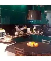 Villa singola in Vendita a Rho di 330 mq