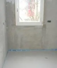 MODENA Madonnina Appartamento 3 camere 2 bagni con giardino di 100mq