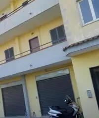 LICOLA TRIVANI 80 mq OTTIMO STATO € 99.000