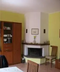 Vendita Casa indipendente in Via Cesare Zanola