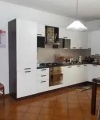 Vendita Quadrilocali da 105mq con due garage