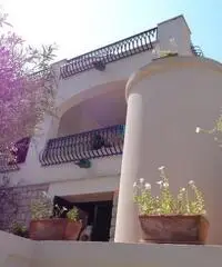 ALFA - AM014 - Villa con Piscina Zona Mare