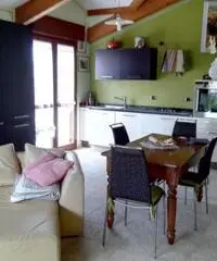 Attico vicino al centro di Colorno