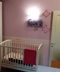 Soluzione semindipendente in centro paese.