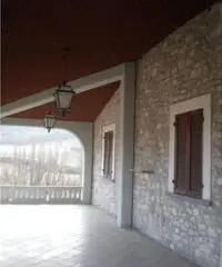 Grande villa nel comune di Preci di 400 mq e 6 ettari di terreno