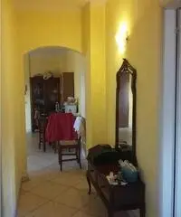 Appartamento in vendita a Cascina 75 mq