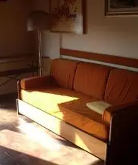 APPARTAMENTO di 4 vani e di 80 mq (CARMIGNANO)