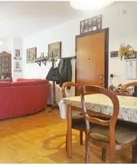 Pinarella, appartamento tre camere e due bagni