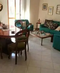 Centro città: Vendita Cinque locali in Viale Scala Greca