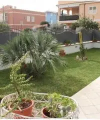 SIRACUSA, PIZZUTA, VENDESI VILLA NUOVA COSTRUZIONE CON GIARDINO