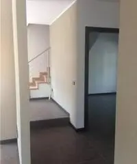 Vendita Cinque locali in Via Degli Alpini