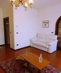 Vendita Villa in Via Sambughè