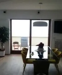 Appartamento vista mare terrazzo e box