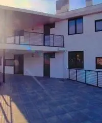 Vendita Multilocale in Via Commerciale, 143