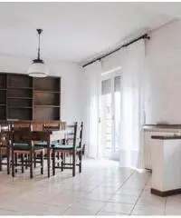 Vendita Trilocale in Viale Gabriele D'Annunzio