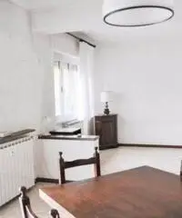 Vendita Trilocale in Viale Gabriele D'Annunzio