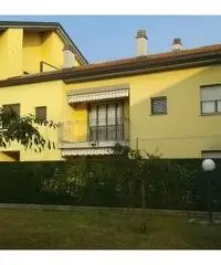 Vergiate - ampio trilocale con cantina e box