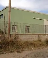 CAPANNONE AL CENTRO DELLA SARDEGNA