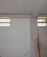 Aci Sant'Antonio: Magazzino Altro