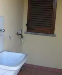 Casa indipendente a Prato