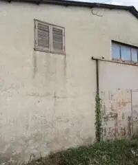 Affitto Capannone in Colle Sant'Onofrio