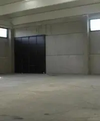 Affitto Capannone in Via Enrico Fermi