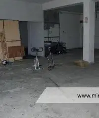 Affitto Laboratorio in via del Tridente,13