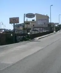 Affitto Laboratorio in Via Prelatura, 49