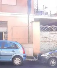 Affitto Magazzino in Via Orlando Ferrazza