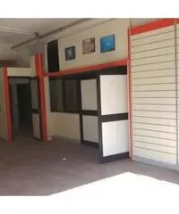 Affitto Magazzino in Via Trilussa