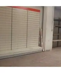 Affitto Magazzino in Via Trilussa