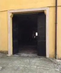 Affitto Magazzino in Viale Giacomo Matteotti