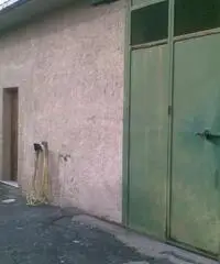 ARICCIA VALLERICCIA LOCALE ARTIGIANALE ED UFFICI PER COMPLESSIVI DI MQ 420 - POSSIBILE VENDITA FRAZI