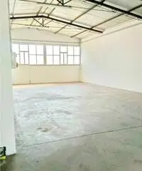 Capannone commerciale 180 mÂ² a Monterotondo Scalo (Rm)