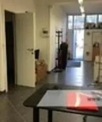 Casetta Mattei -  Laboratorio C/3  € 90.000 VG2356