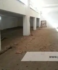 Centro -  Magazzino 6 locali € 150.000 MT601