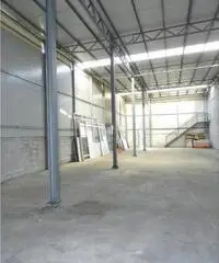 Fregene: Affitto Capannone in Viale di Porto