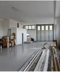 Guidonia: Affitto Capannone in Strada Provinciale 14a